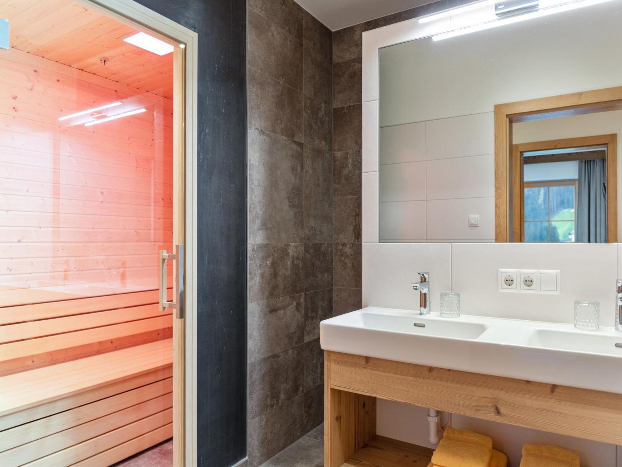Luxurious Apartment With Sauna In Koenigsleiten Wald im Pinzgau Exterior photo